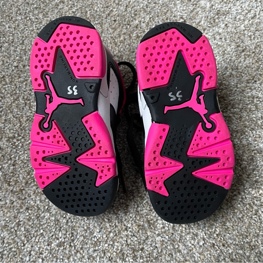 Kid’s Jordans - Picture 7 of 8